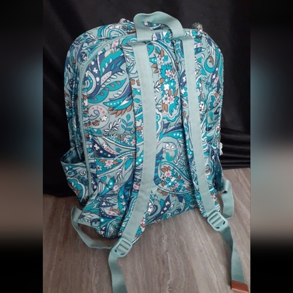 New Vera Bradley Grand Backpack - Picture 6 of 11